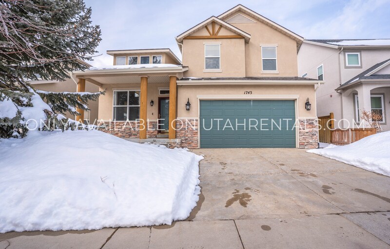 Primary Photo - 1743 Lone Oak Dr