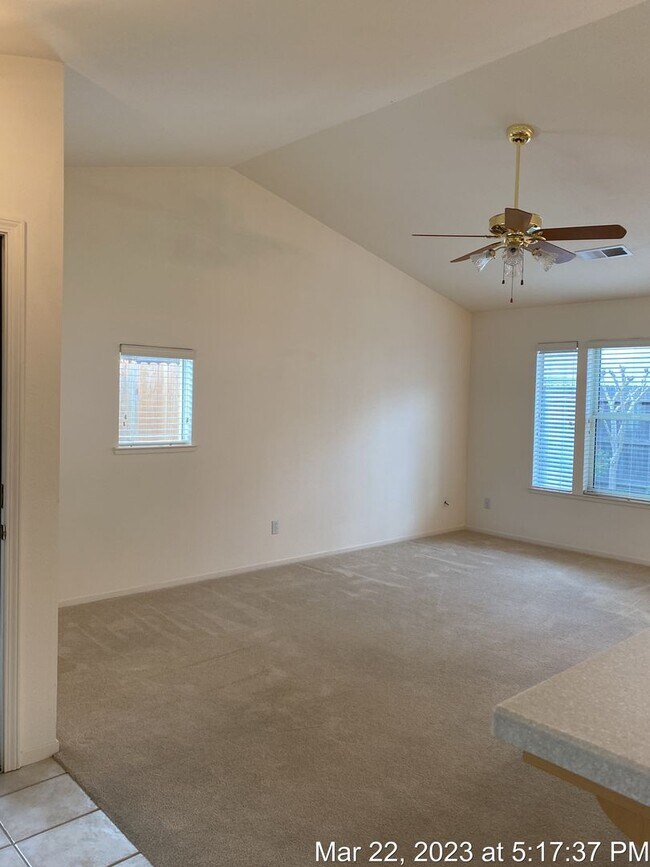 Foto del edificio - 55+ Gated Community