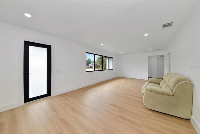 Foto del edificio - 2239 Worrington St