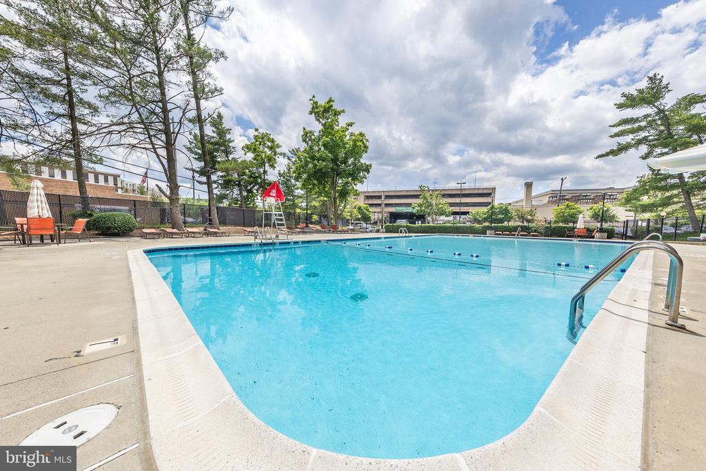 Foto principal - 301 N Beauregard St