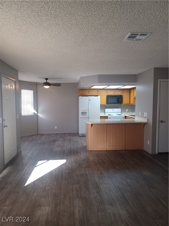 Building Photo - 7809 Clarkdale Dr