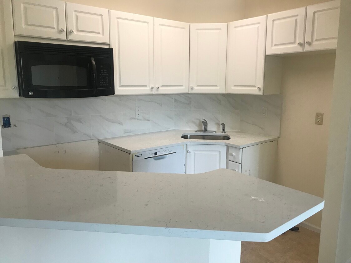 Foto principal - 1559 Parker Ave