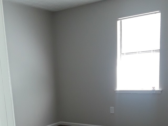 Building Photo - FB Hidden Pines, LLC