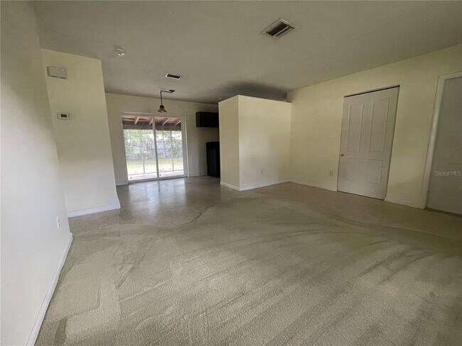 Foto del edificio - 1324 Whitewood Dr