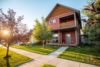 Building Photo - 1387 Crabapple Dr