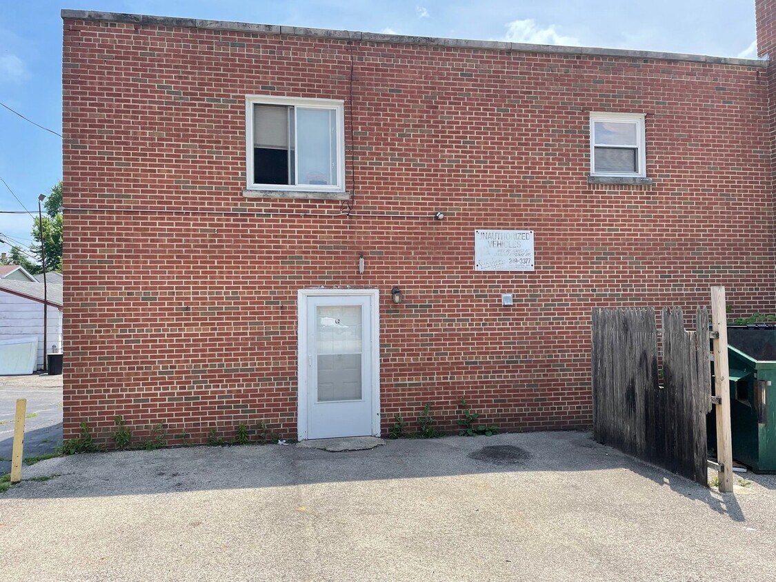 Primary Photo - 661 Yeoman St