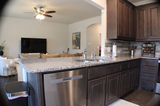 Foto del edificio - Charming 3BR 2Bthrm House in Fort Worth