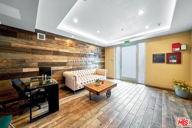 Foto del edificio - 1101 S Harvard Blvd