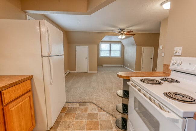 Foto del edificio - 3919 Creston Ave