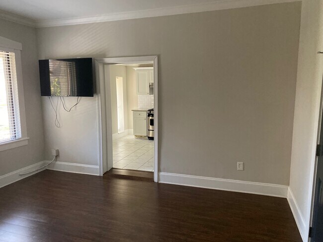 Televisor de 55 pulgadas - The Residence at 1743 N Decatur