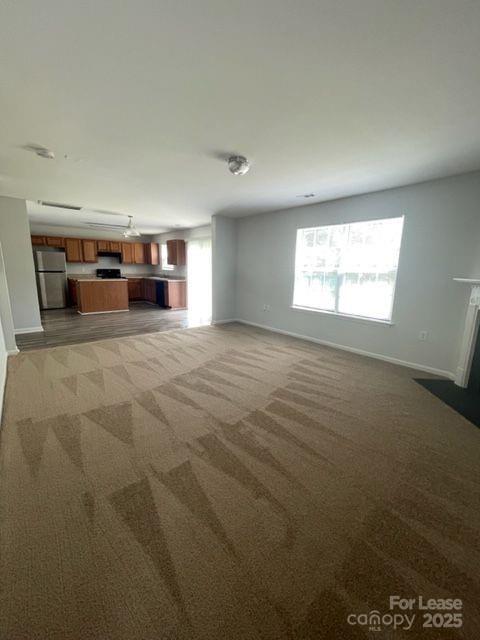 Foto del edificio - 1448 Jordans Pond Ln