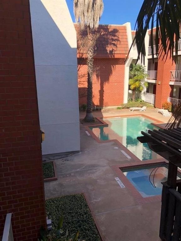 Foto del edificio - 3115 Helms St