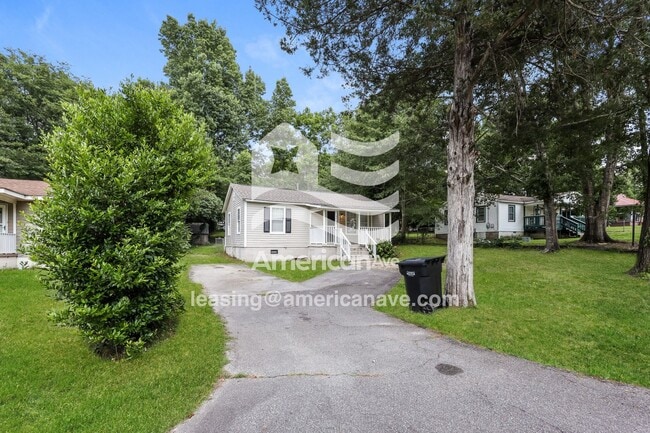 Building Photo - 7728 Aurora Dr