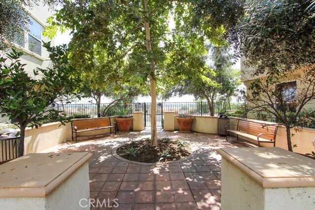 Foto del edificio - 941 S Bluff Rd