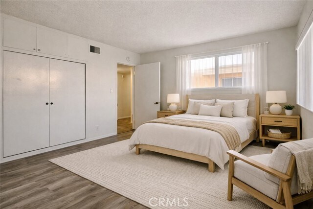 Foto del edificio - 17092 Emerald Ln