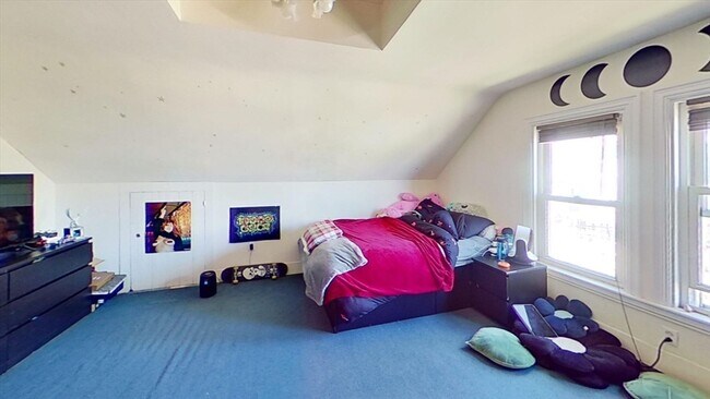 Building Photo - 40 Allston St