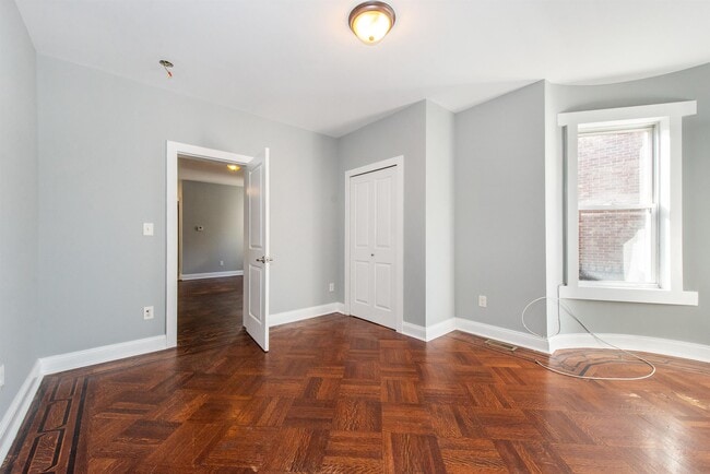 Building Photo - 894 Avenue C