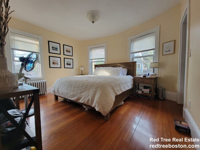 Foto del edificio - 215 Cypress St