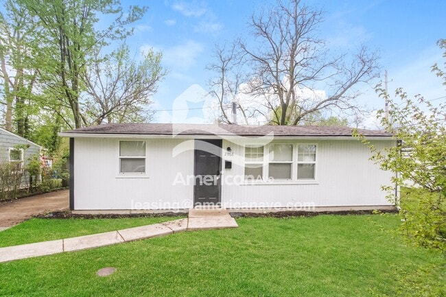Building Photo - 2968 Wallace Ave
