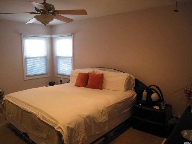Foto del edificio - 476 Ocean Ave