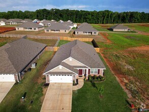 Building Photo - 14228 Wildflower Dr