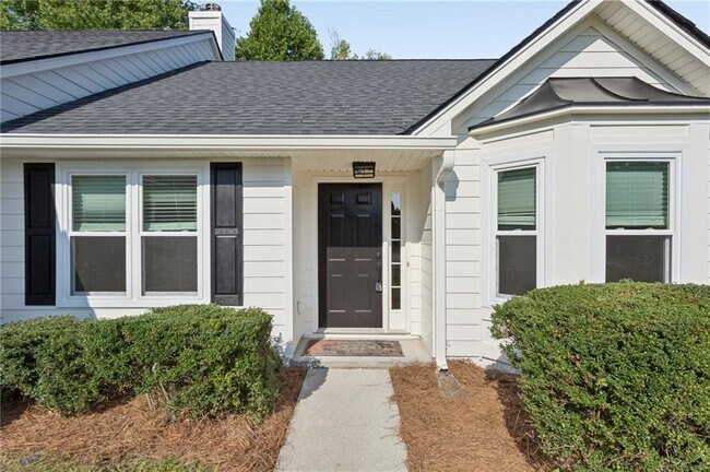 Building Photo - 3139 Brookeview Ln NW