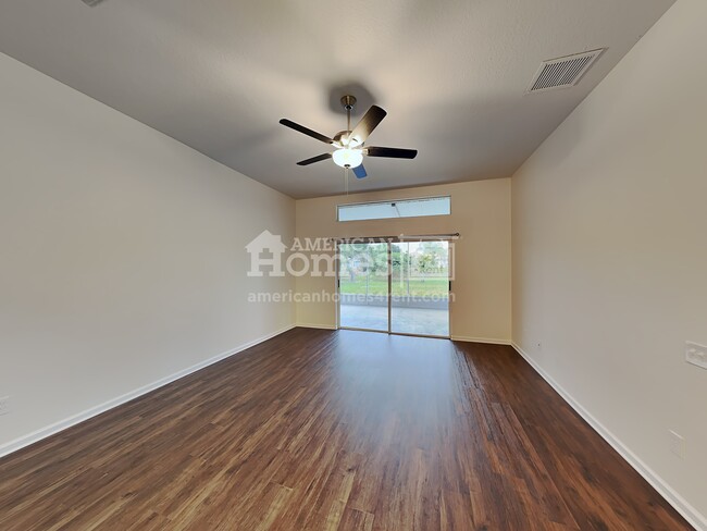 Building Photo - 10427 Hunters Haven Boulevard
