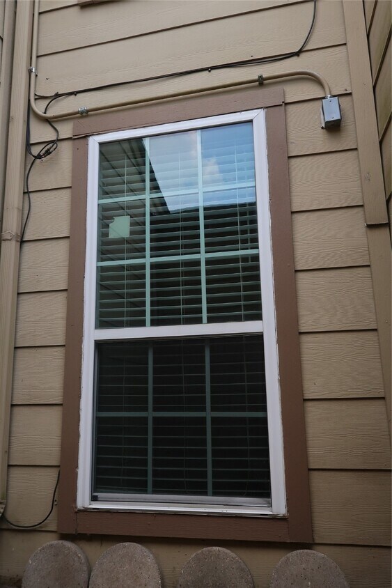Building Photo - 14209 Briarsage Ct