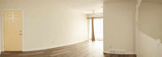 Foto del edificio - 5 S Big Bend Blvd
