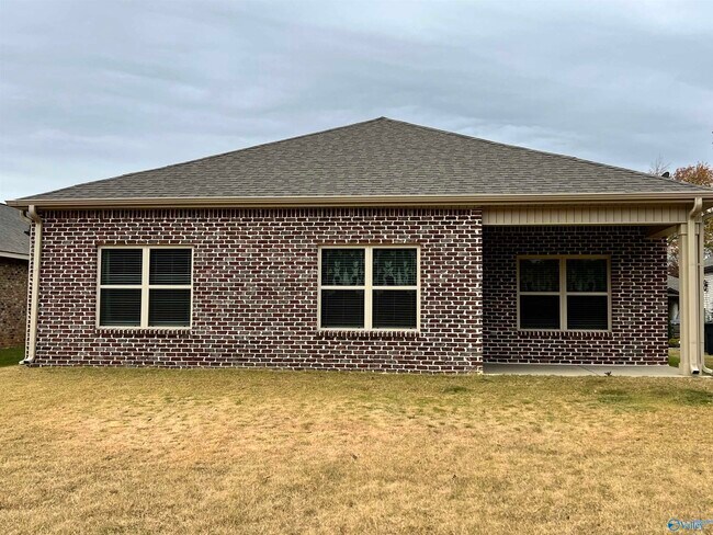 Foto del edificio - 14992 Westmeade Ln