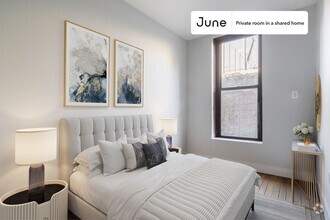 Building Photo - Private bedroom in 4 bed/2 bath Home