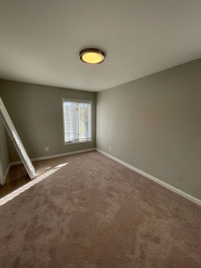 Foto del edificio - 1401 W. First Street Apt C