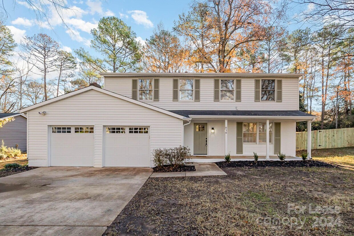 Primary Photo - 616 Sweetgum Ln