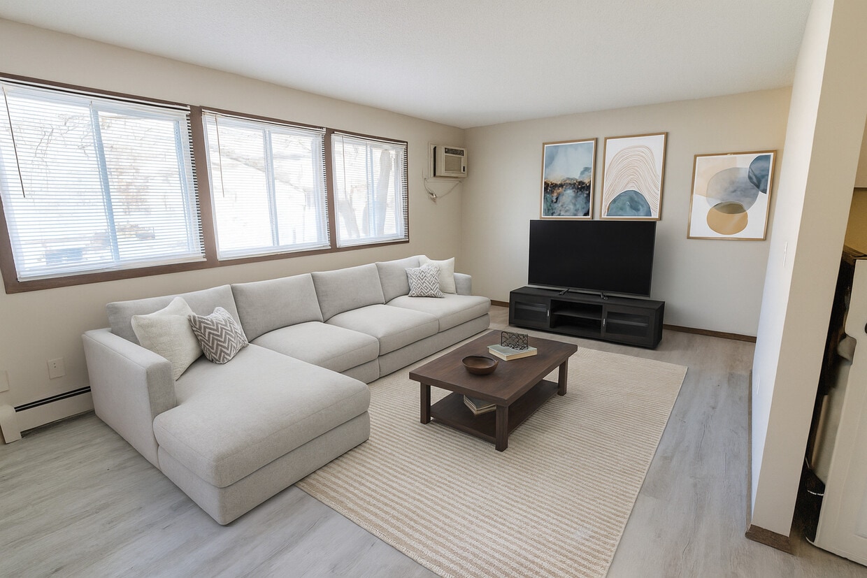 Primary Photo - Twin Lakes Apartments