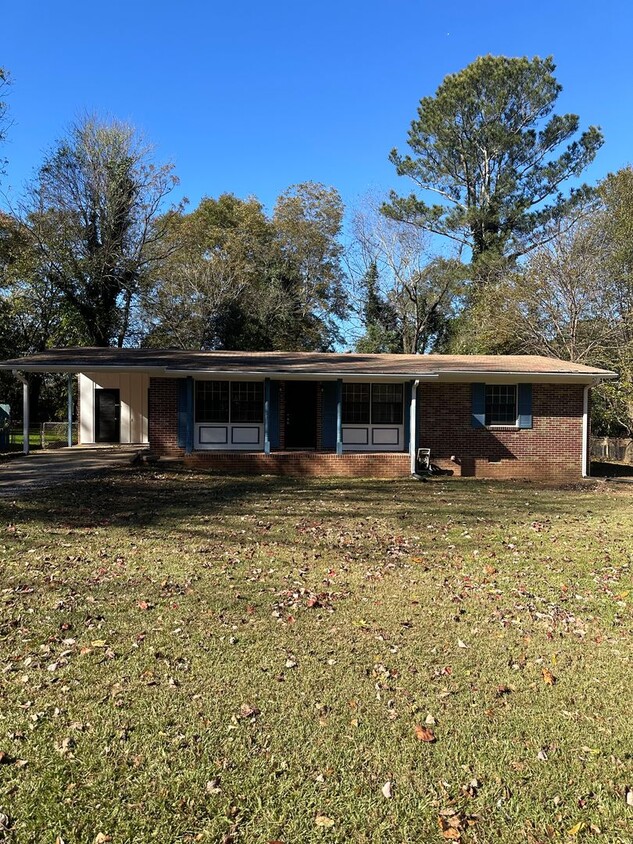 Primary Photo - 3/2 Eastside Home that was just remodel -A...