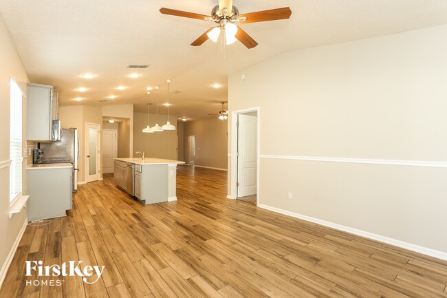 Foto del edificio - 4145 Emilio Ln