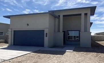 Building Photo - 408 Davis Greenwood Ct