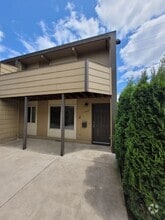 Building Photo - 1547 Mill St SE
