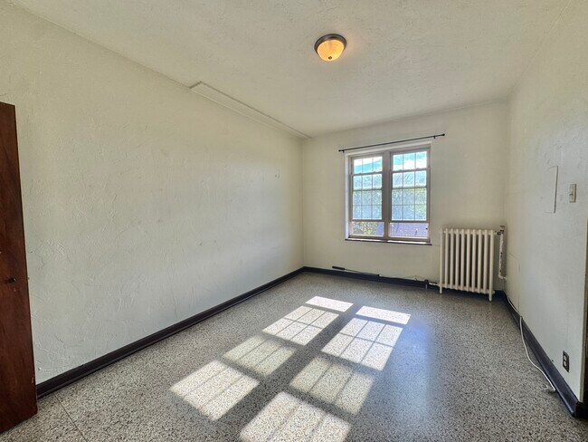 Foto del edificio - Grace Manor Apartments