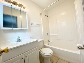 Building Photo - 3684 Euclid Ave