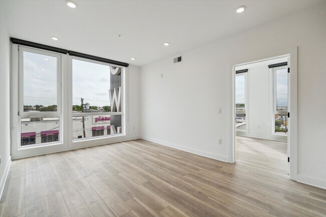 Foto del edificio - 2636 E York St