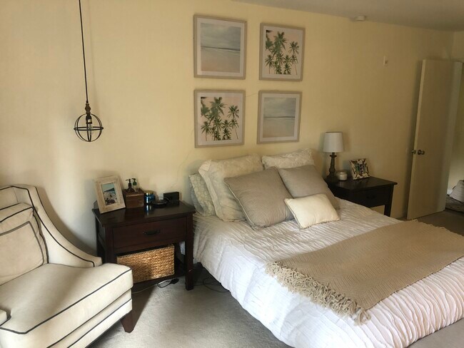 Foto del edificio - 2607 Pirineos Way