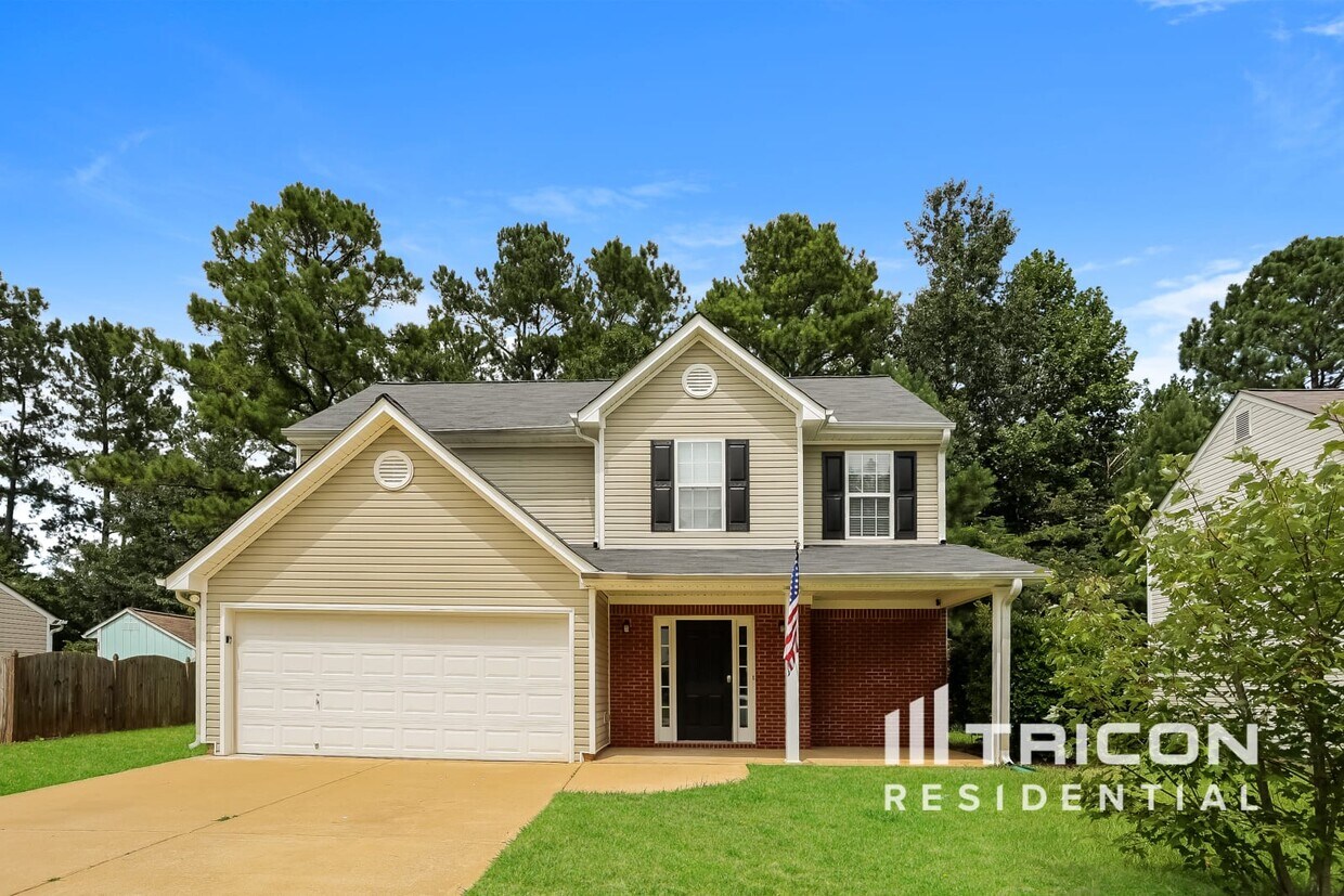 Primary Photo - 105 Bainbridge Place Dallas GA
