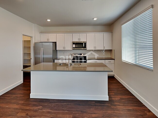 Foto del edificio - 25764 N 184th Dr