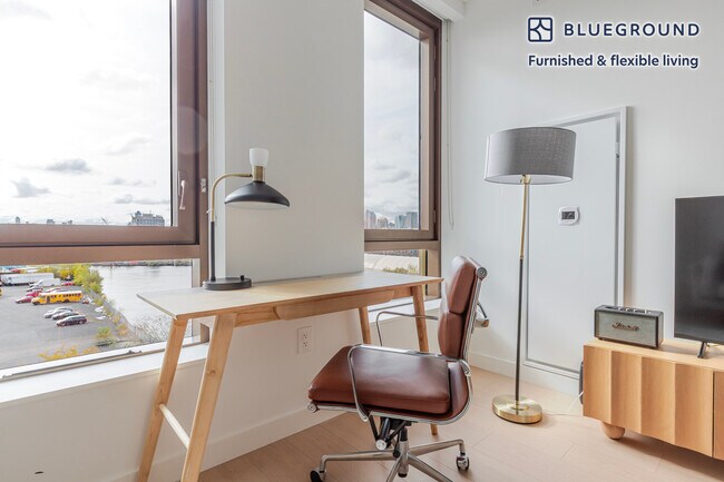 Building Photo - 478 Kent Ave