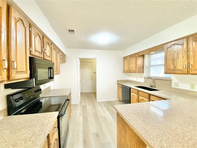 Foto del edificio - 2503 Holt Rd