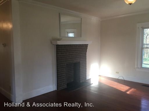 Building Photo - 811 Harris St