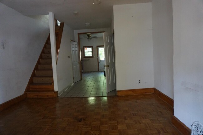 Building Photo - 4518 Kingsessing Ave