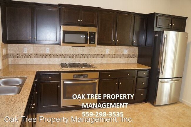 Building Photo - 3 br, 2.5 bath House - 3533 Magnificent Way