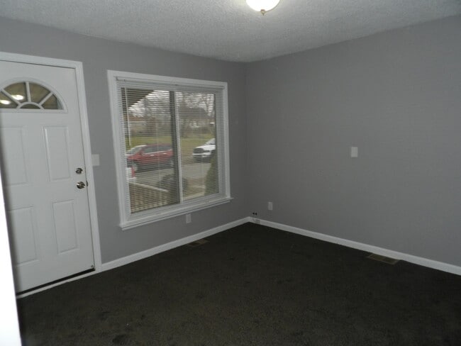 Building Photo - 4573 3rd St